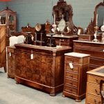 The Rewards of Purchasing Antique Furniture for Your Residence