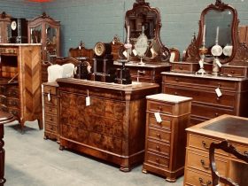 The Rewards of Purchasing Antique Furniture for Your Residence