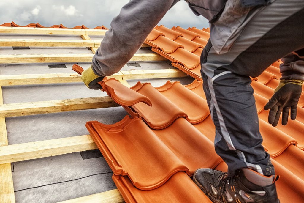 Selecting a Roofing Contractor